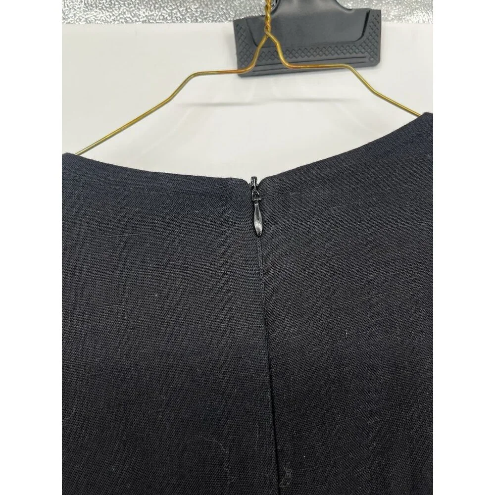 Evan Picone Black‎ Size 8 Dress with Wooden Animal Buttons